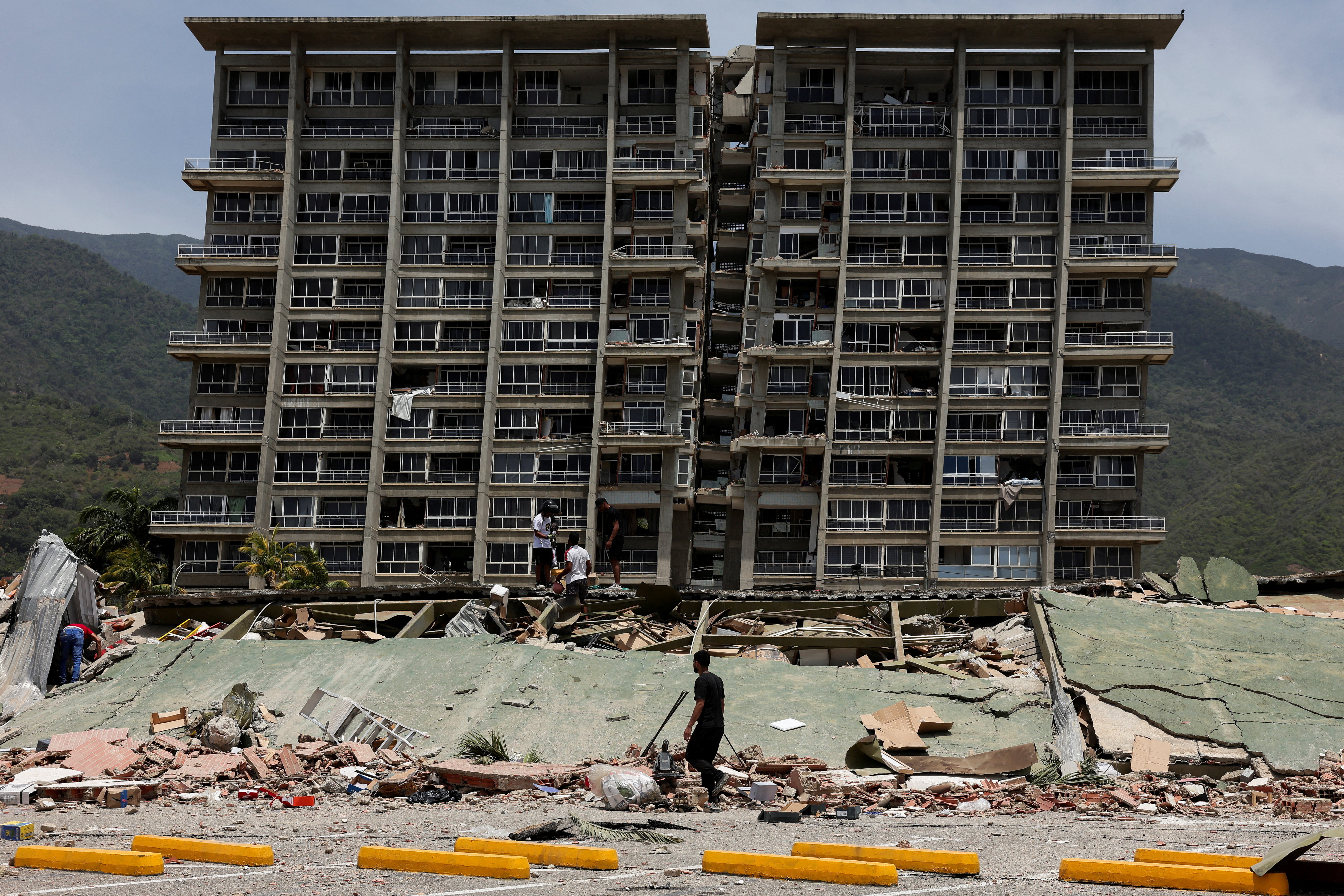 Comunicado de solidaridad ante la emergencia  causada por los terremotos en Venezuela